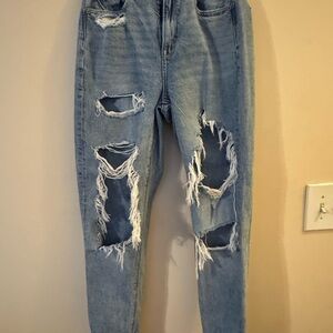 American Eagle Outfitters Light Blue Distressed Highest Rise Mom Jeans